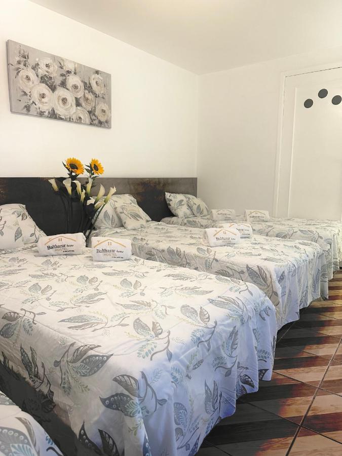 Casa Balthazar Hostel Quito Luaran gambar